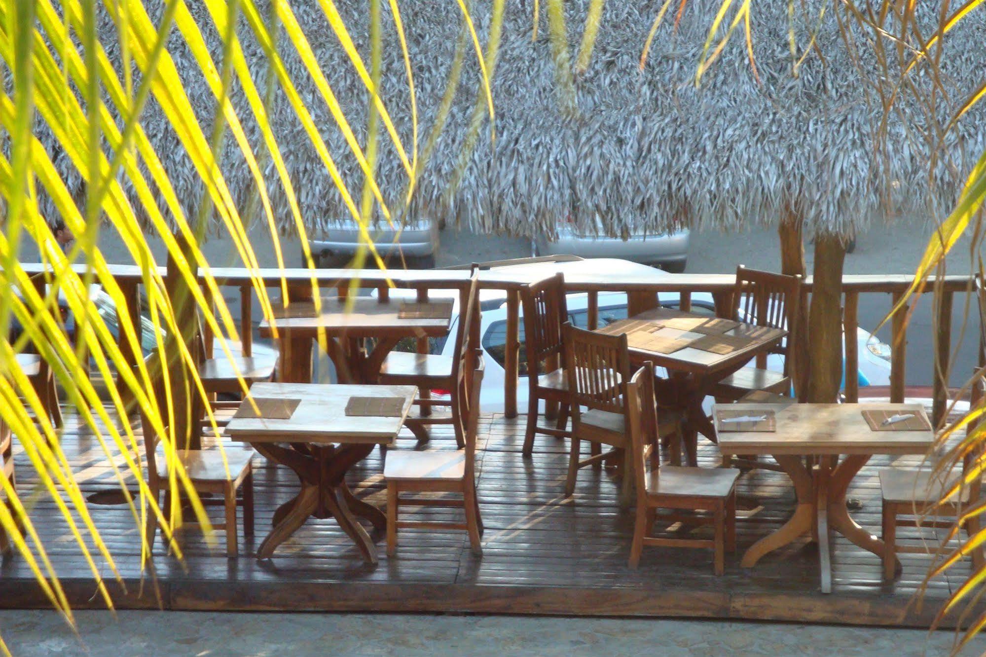 Coco Beach Hotel Exteriör bild